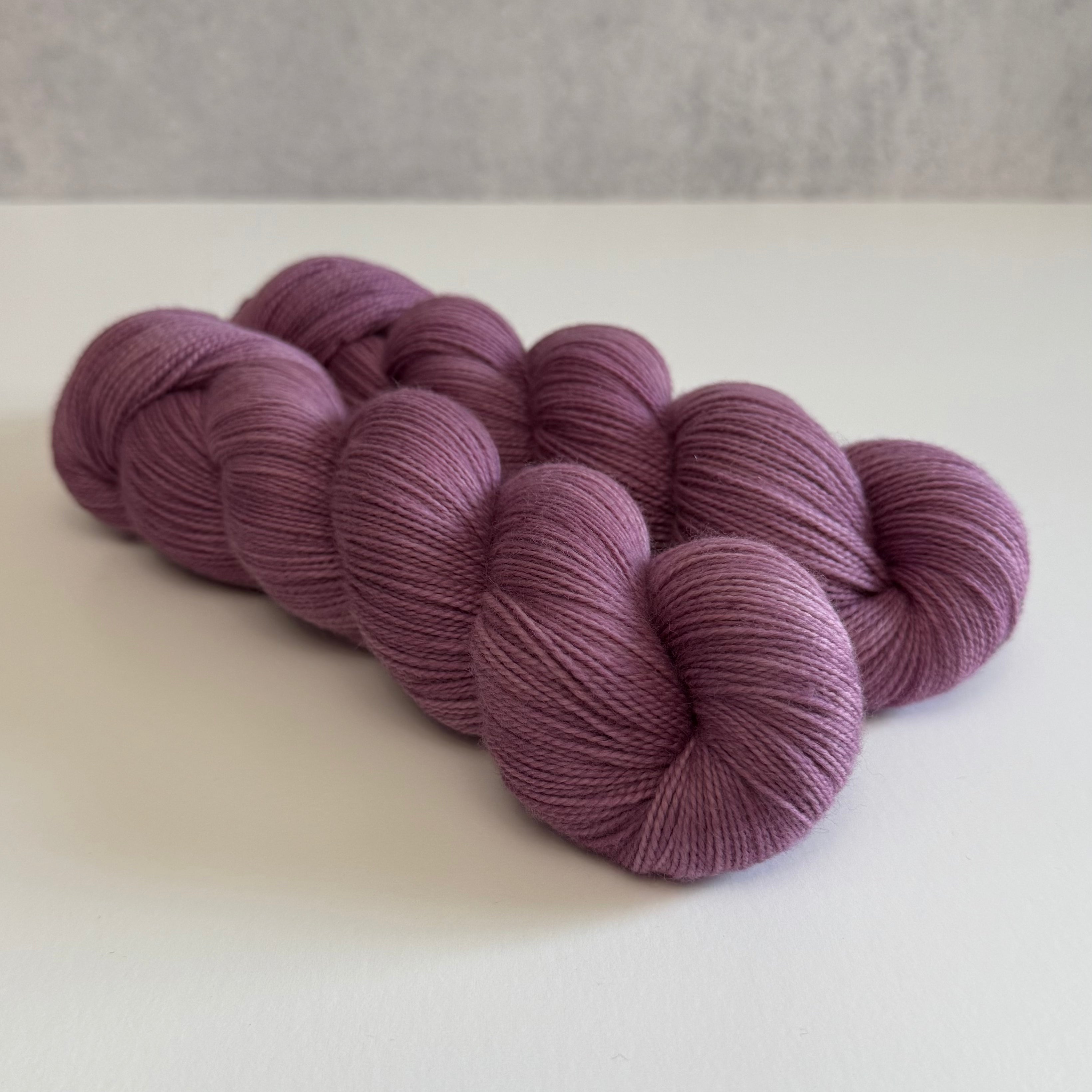 y.a.r.n ハット Birken Bean - Fingering Weight | LolaBean Yarn Co.